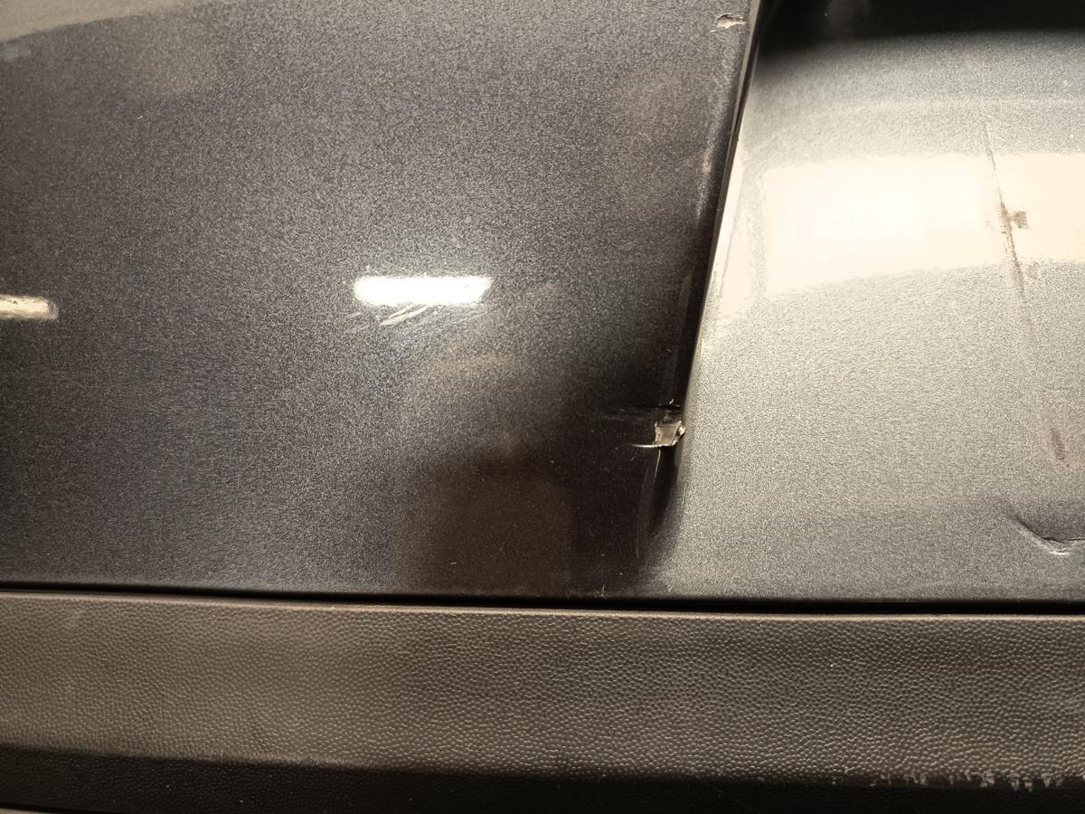 VW Passat B6 3C Limo orig Sto&szlig;stange F&auml;nger hinten/Heck K7X Islandgrau Bj 2008