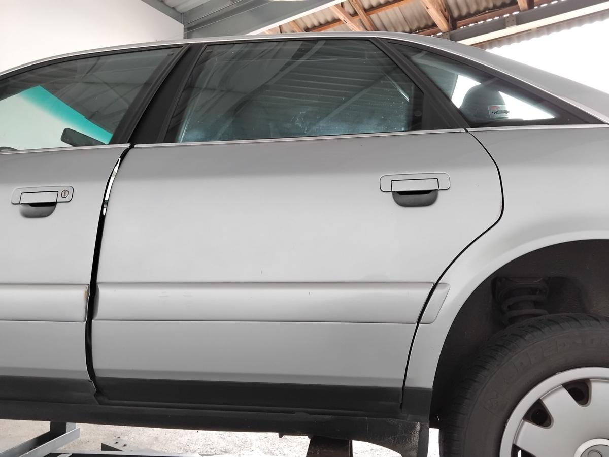 Audi A6 C4 Limousine T&uuml;r hinten links LY7M alusilbermetallic BJ1996 Facelift