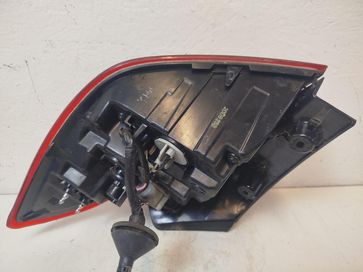 Hyundai i30 PD Mild Hybrid R&uuml;ckleuchte links R&uuml;cklicht au&szlig;en links Heckleuchte