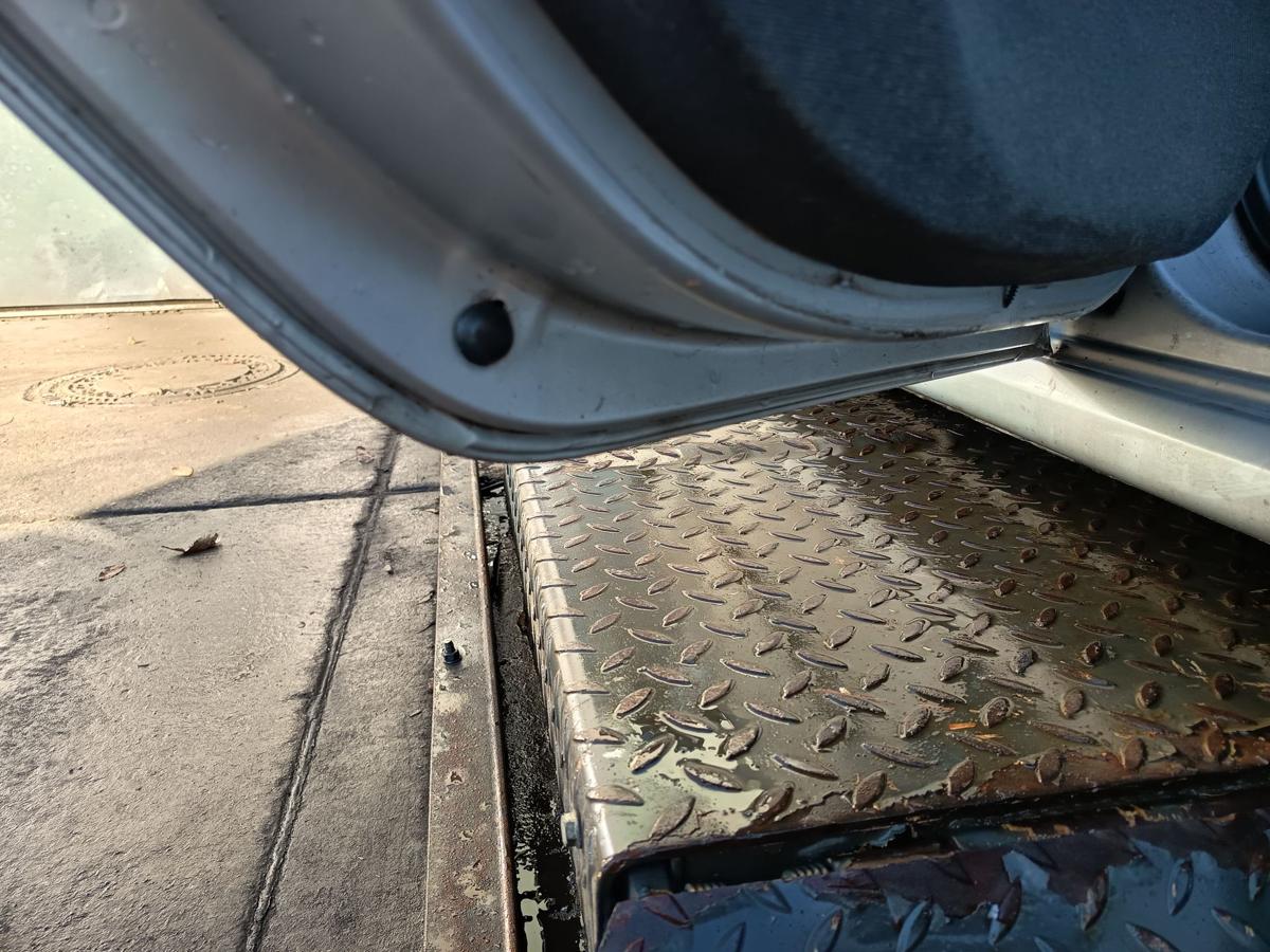 Skoda Fabia 6Y Limo original T&uuml;r hinten links Fond F7T Diamantsilber Bj 2002