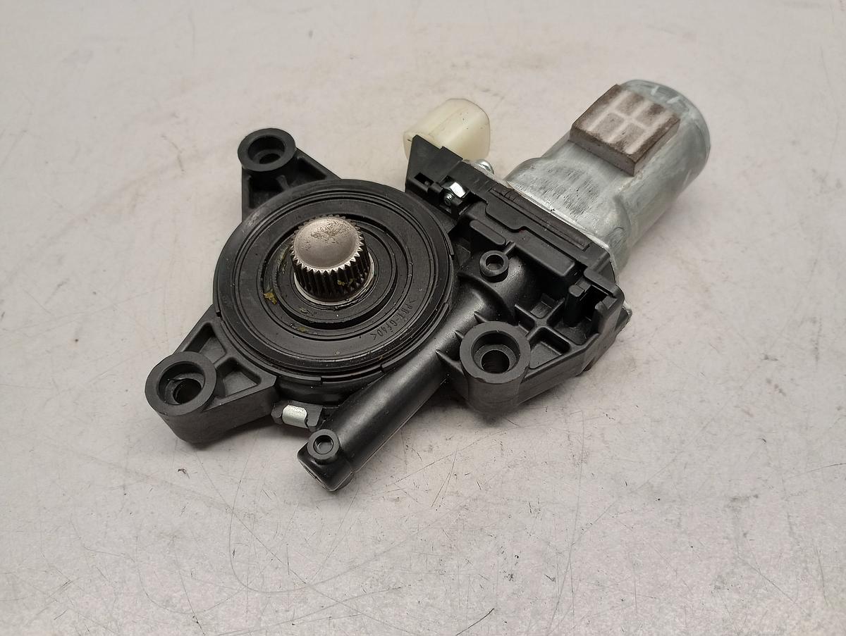 Kia Carens IV orig Motor Fensterheber vorne rechts 2 Pins 82460A4000 Bj 2018