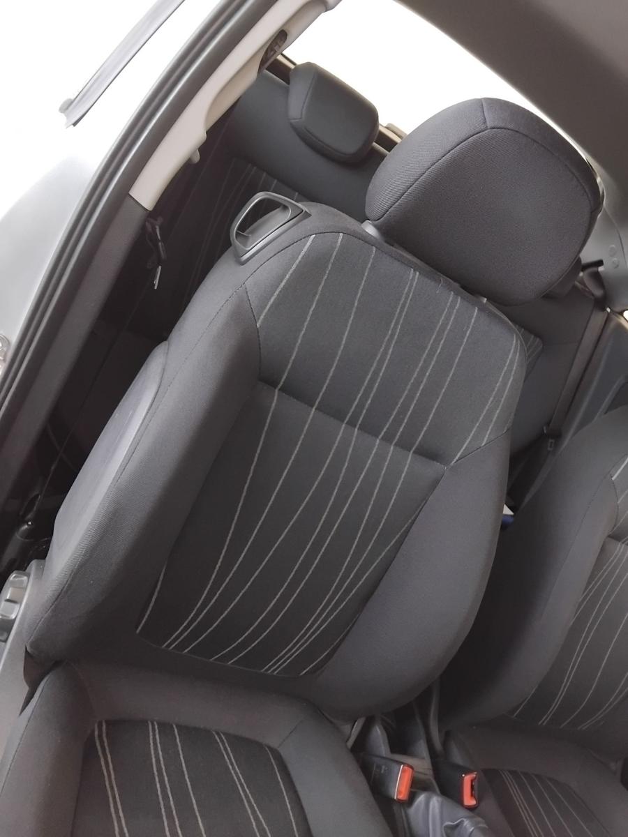 Opel Corsa D original Sitz vorn rechts Beifahrersitz Stoff anthrazit 3-t&uuml;rig BJ2007