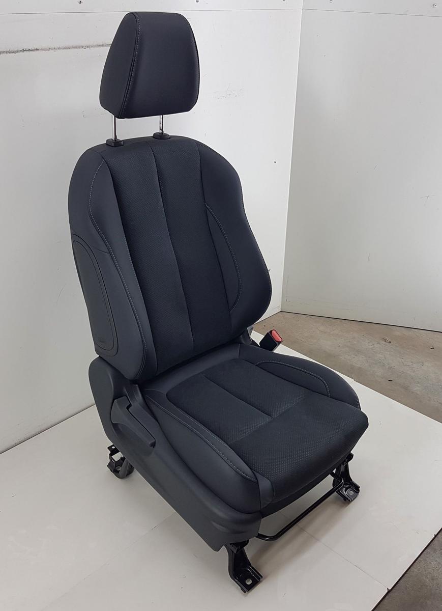 Mitsubishi Eclipse Cross Sitz vorn rechts Bj23 Teilleder dunkelgrau Sitzheizung