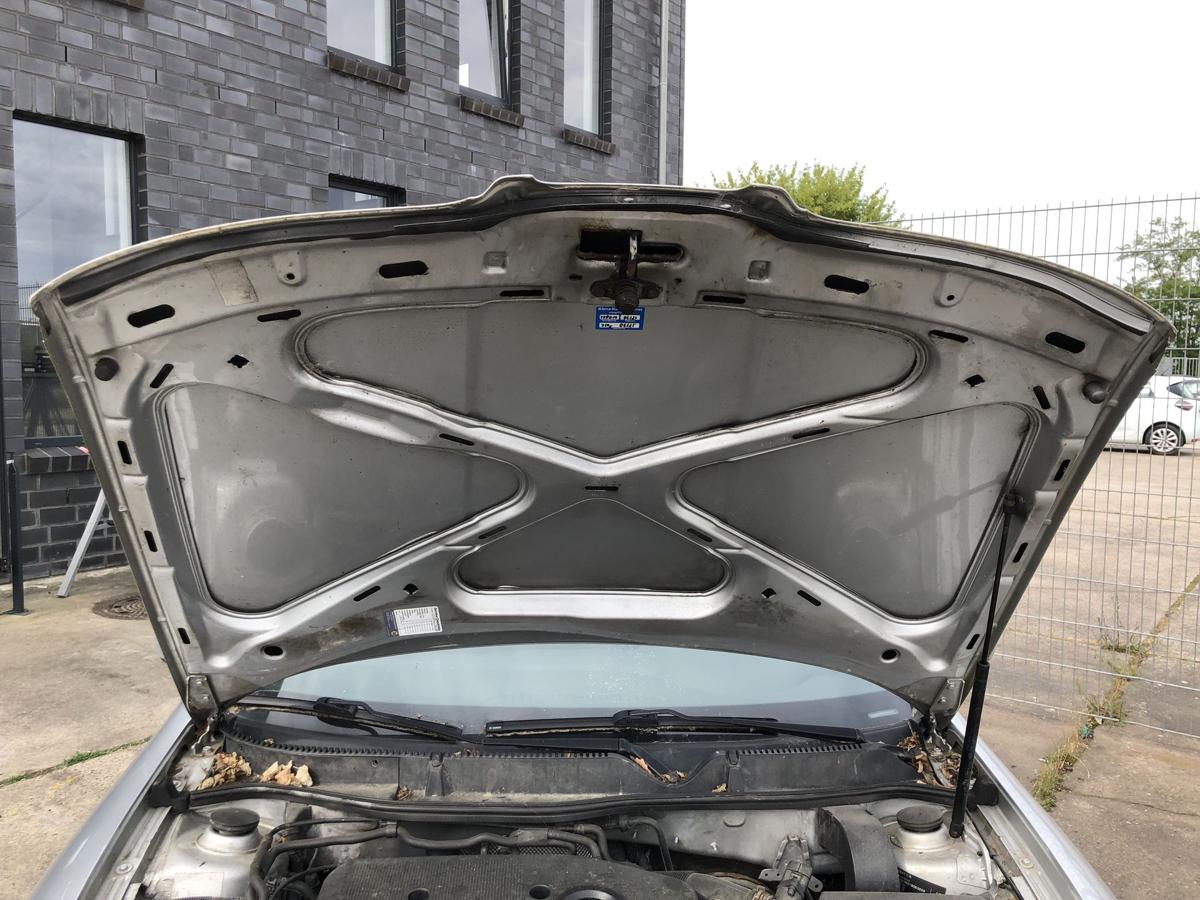 Seat Leon 1M Motorhaube Haube Klappe Deckel vorn LS7N silber schlecht lackiert