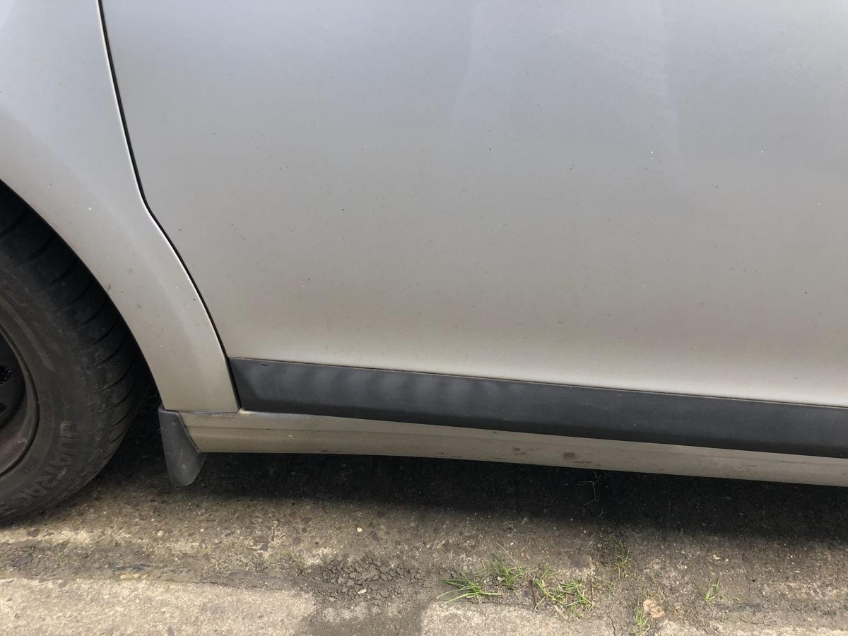 Citroen C4 Typ L T&uuml;r vorn links Fahrert&uuml;r im Rohbau 5 t&uuml;rig EZR Aluminium Grau