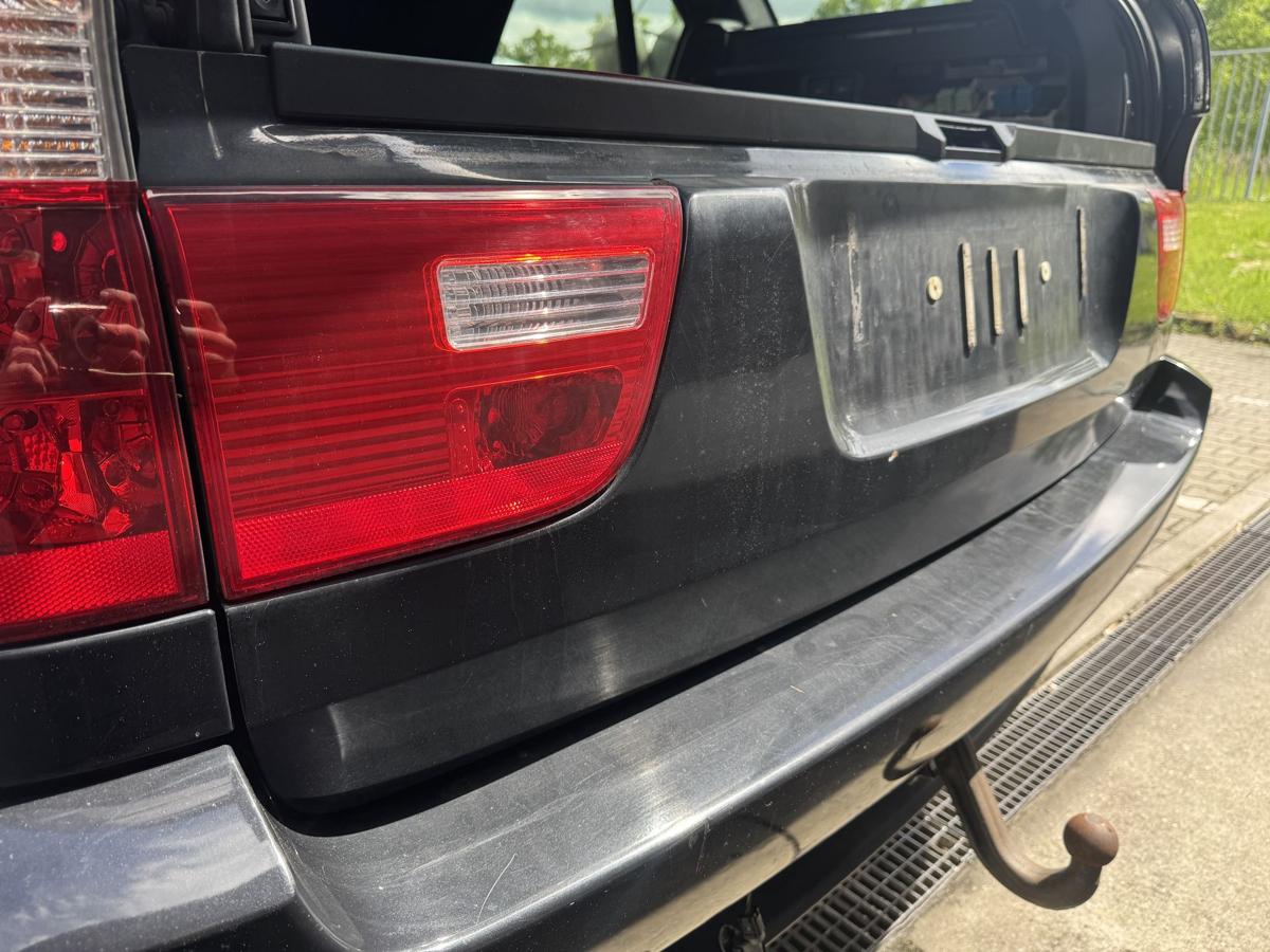 BMW X5 E53 original Heckklappe unten 475 Blacksaphire Metallic Bj.2003