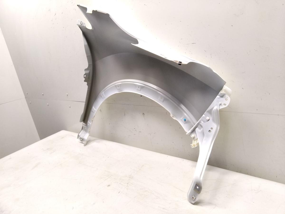 Mitsubishi Eclipse Cross original Kotfl&uuml;gel links vorn weiss W37 Facelift