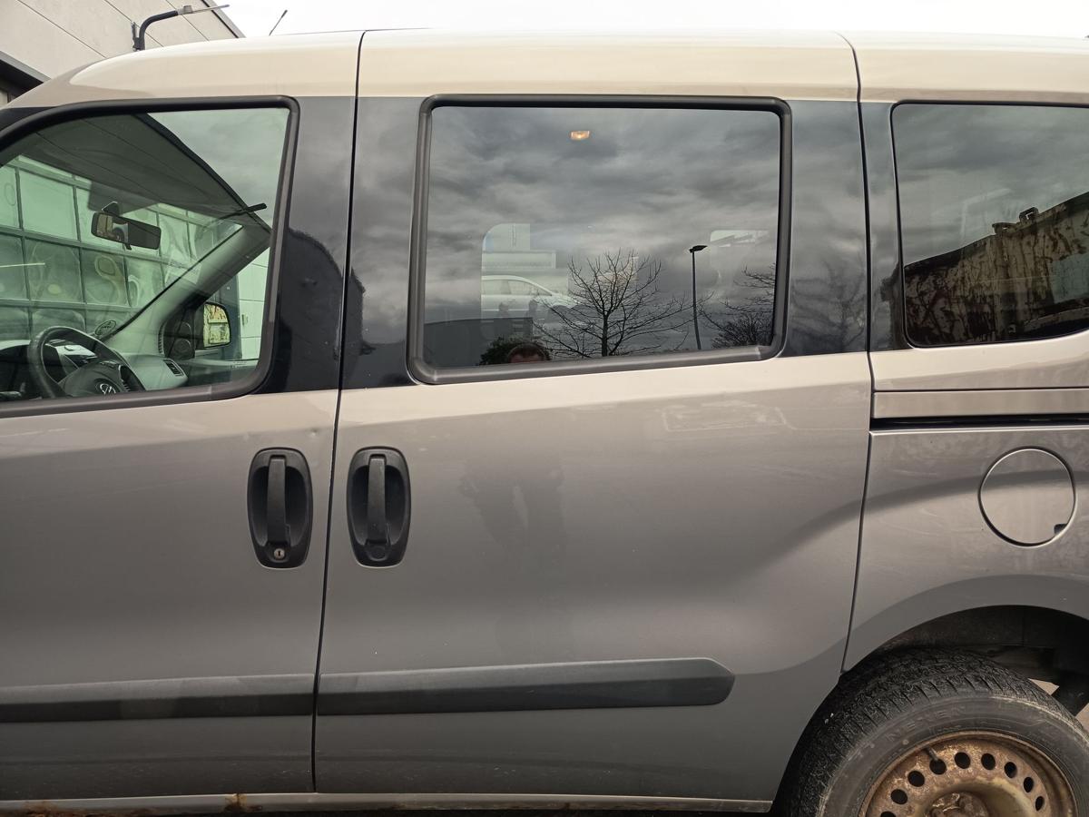 Opel Combo D original Schiebet&uuml;r hinten links GJM Grau Baujahr 2012