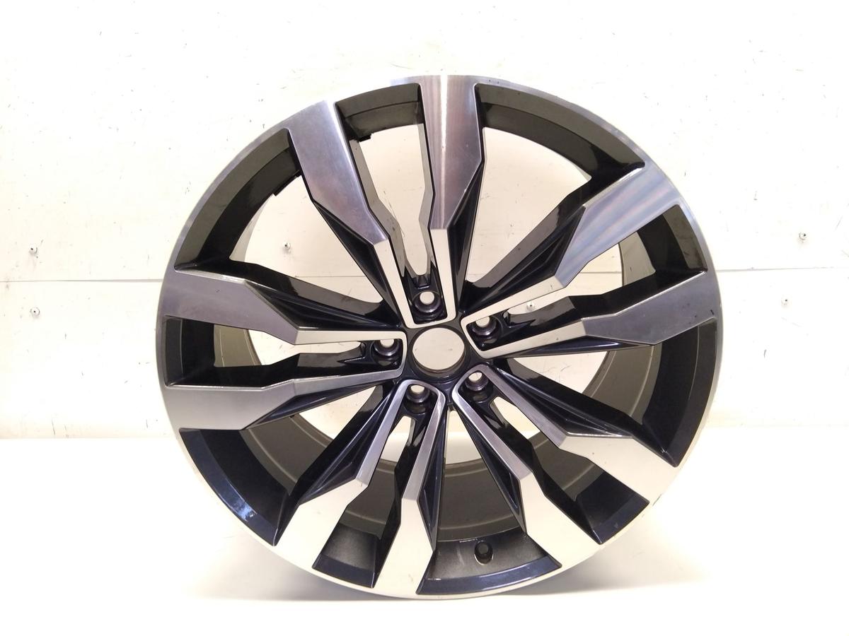 original Alufelge Suzuka 8.5Jx20H2 ET38 5NN601025E VW Tiguan Bj.2018