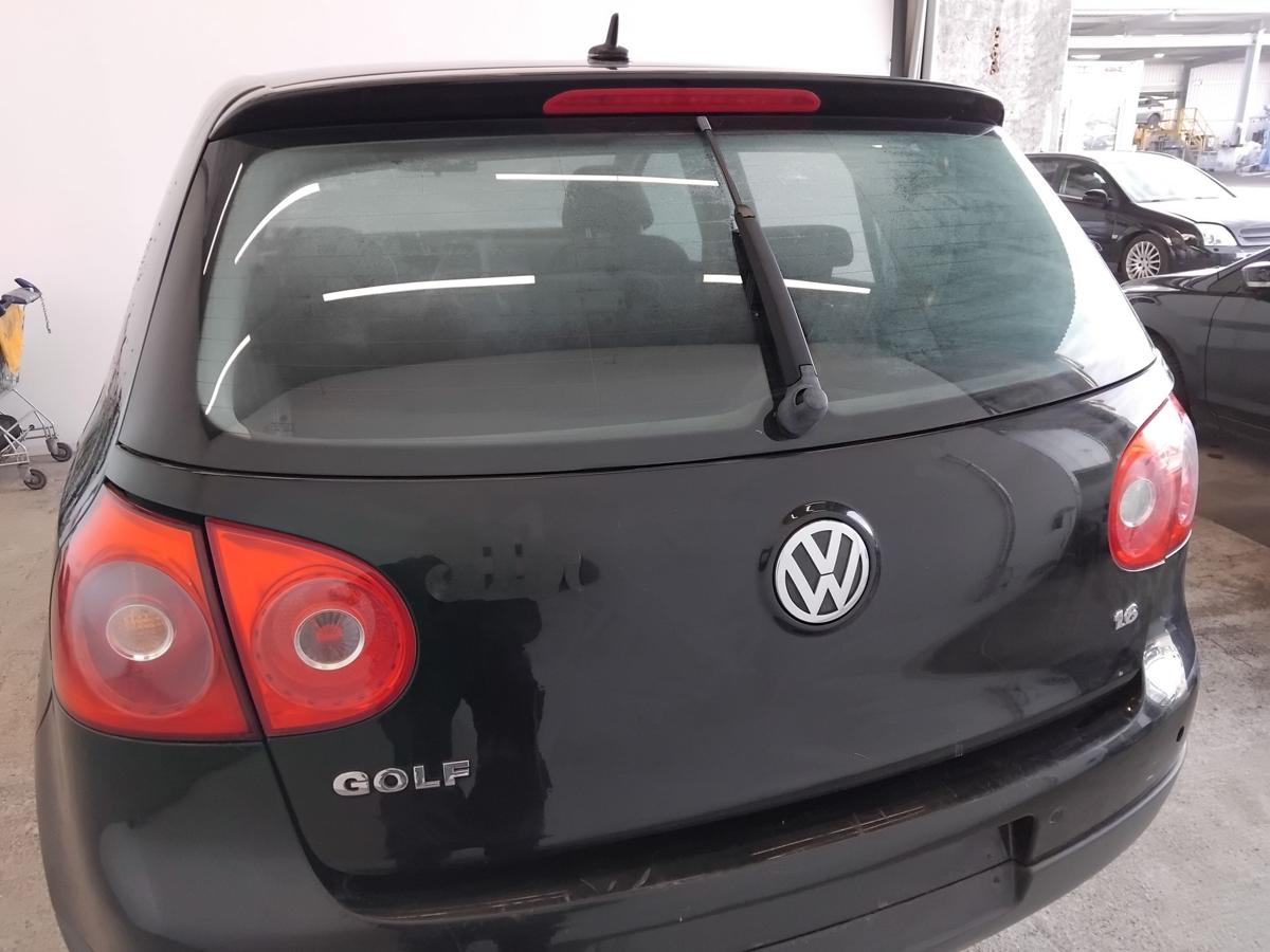VW Golf 5 1K Heckklappe L041 brillantschwarz uni mit Scheibe Flie&szlig;heck BJ2006