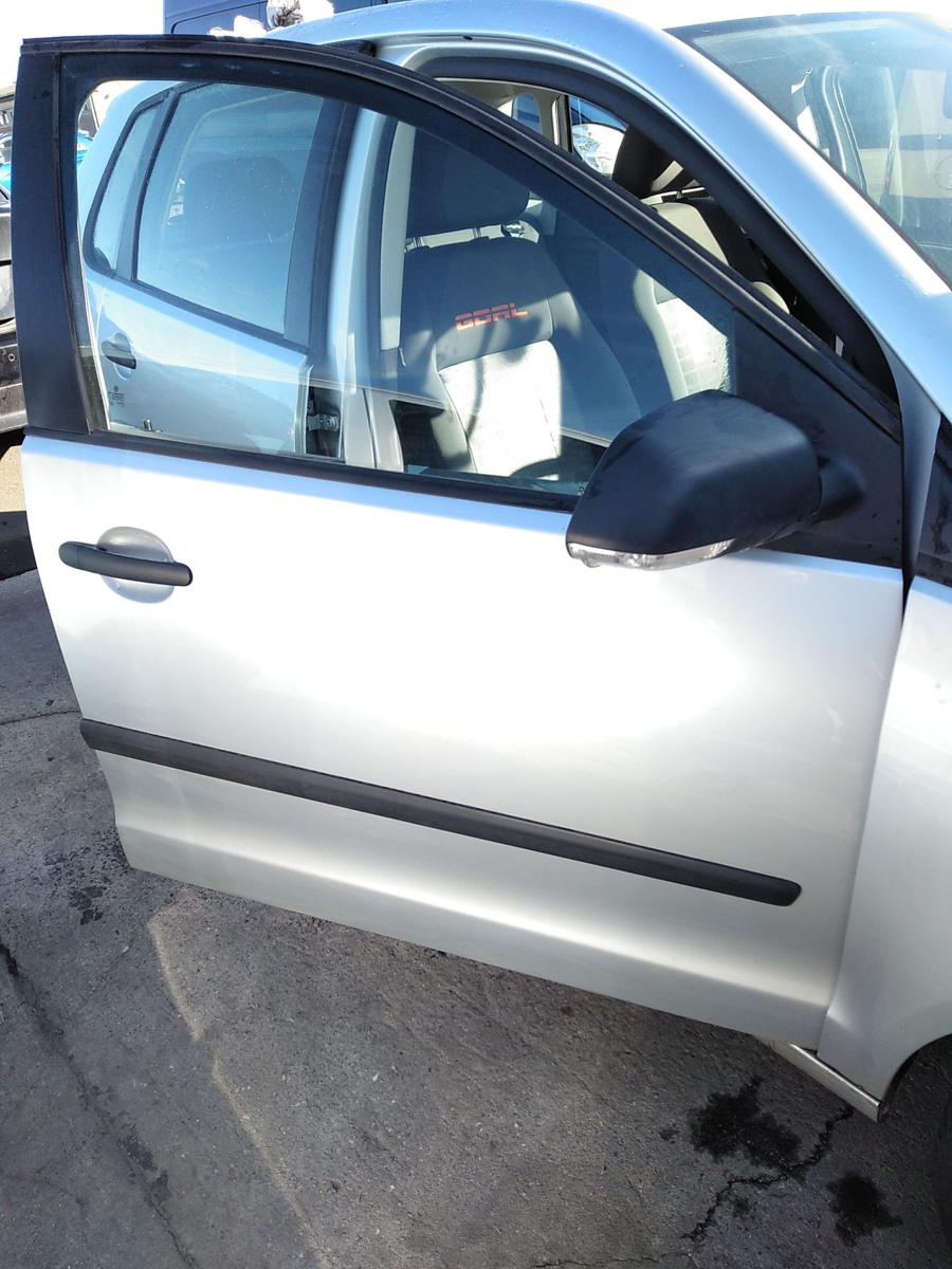 VW Polo 9N3 T&uuml;r vorn rechts Beifahrert&uuml;r 5-t&uuml;rig reflexsilbermetallic Bj.2006