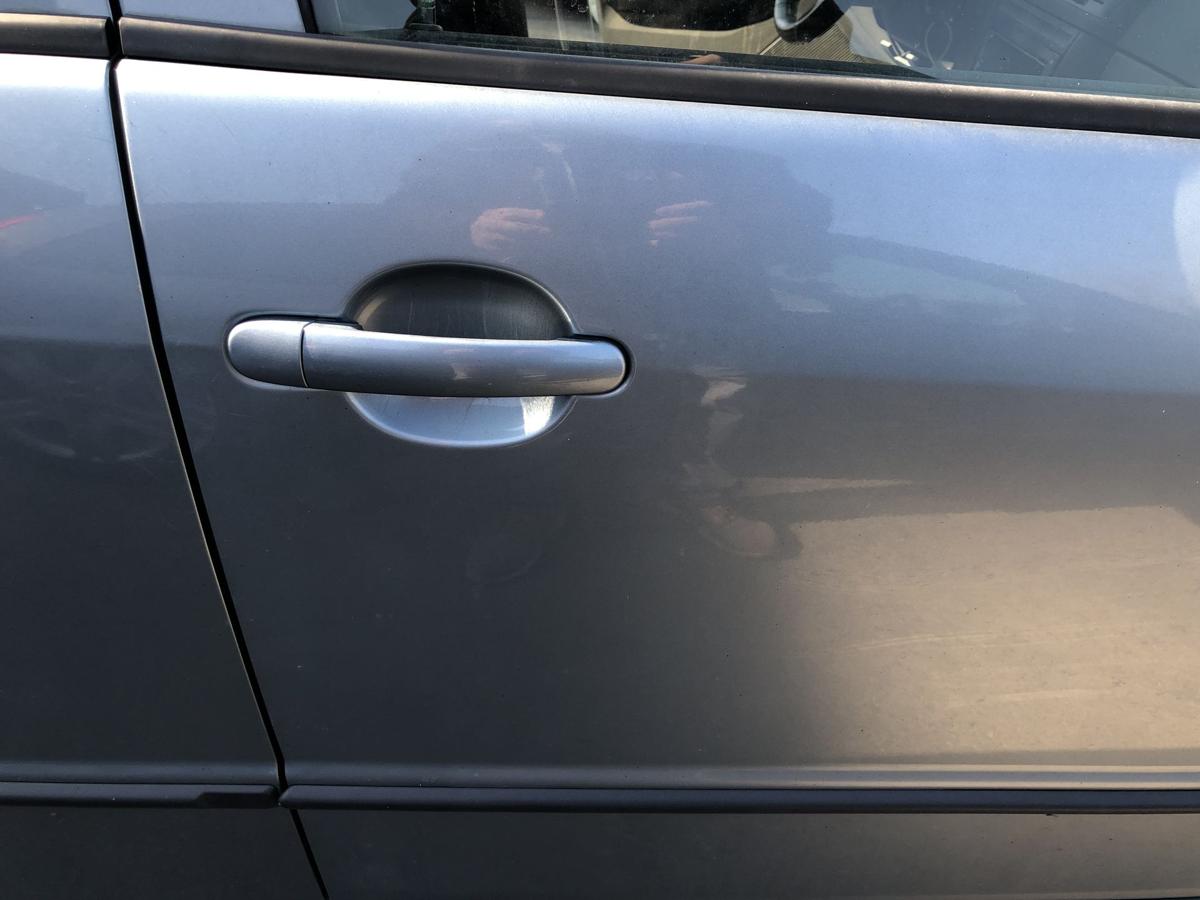 Skoda Fabia 6Y T&uuml;r vorn rechts Beifahrert&uuml;r im Rohbau LF7U Stone Grey Metallic