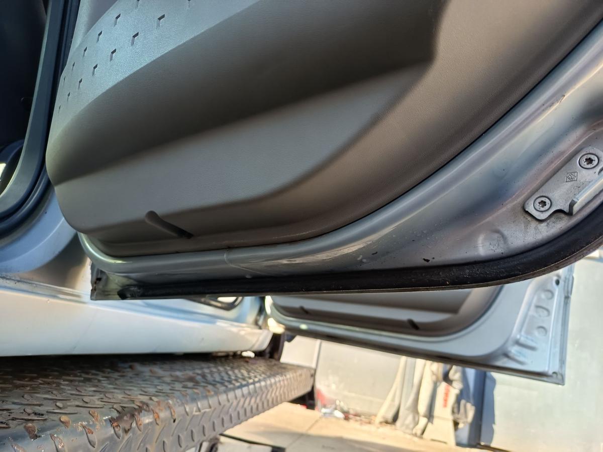 Renault Megane II Grandtour original T&uuml;r hinten rechts Fond NV632 Bj 2004