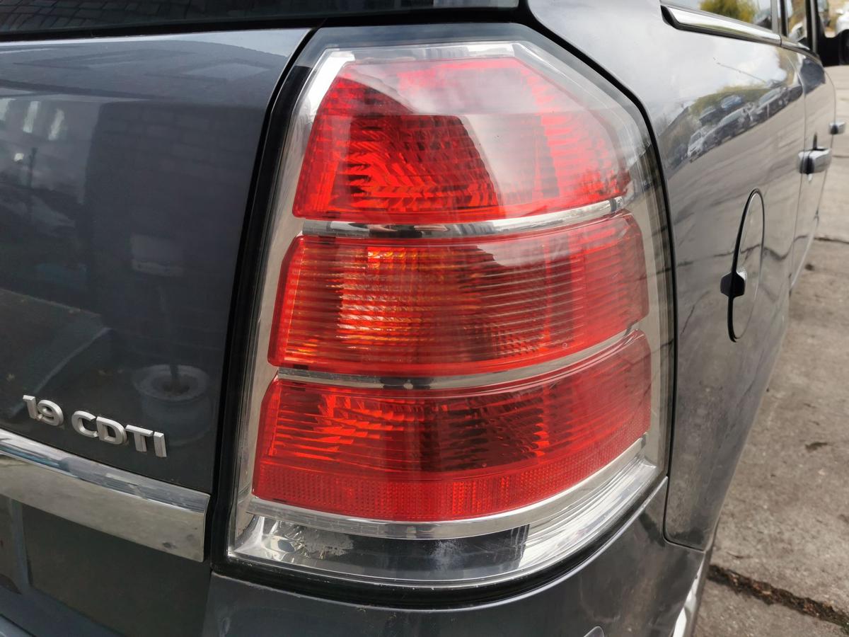 Opel Zafira B R&uuml;ckleuchte Schlussleuchte R&uuml;cklicht hinten rechts bis Bj 2008