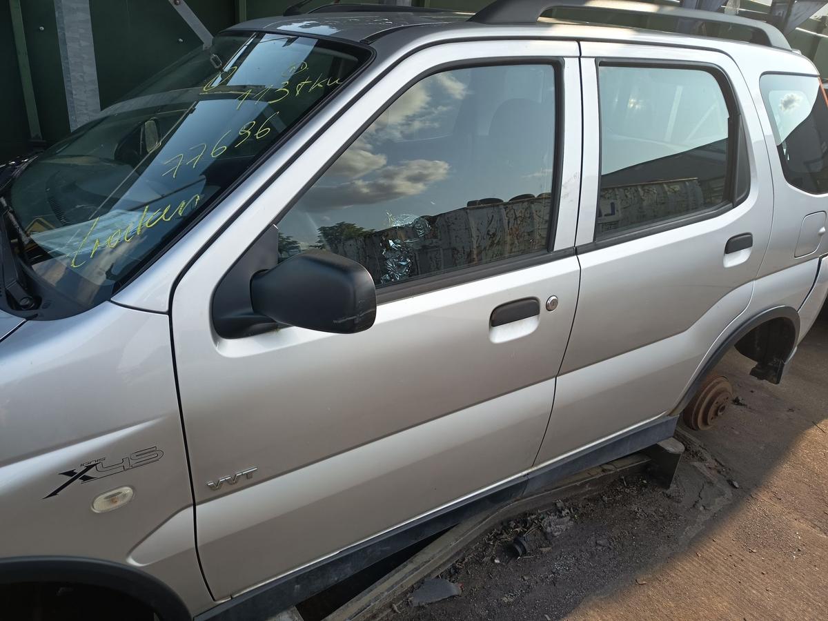 Suzuki Ignis II X45 original Tür vorn links mit Anbauteilen ZCC Silky Silver met