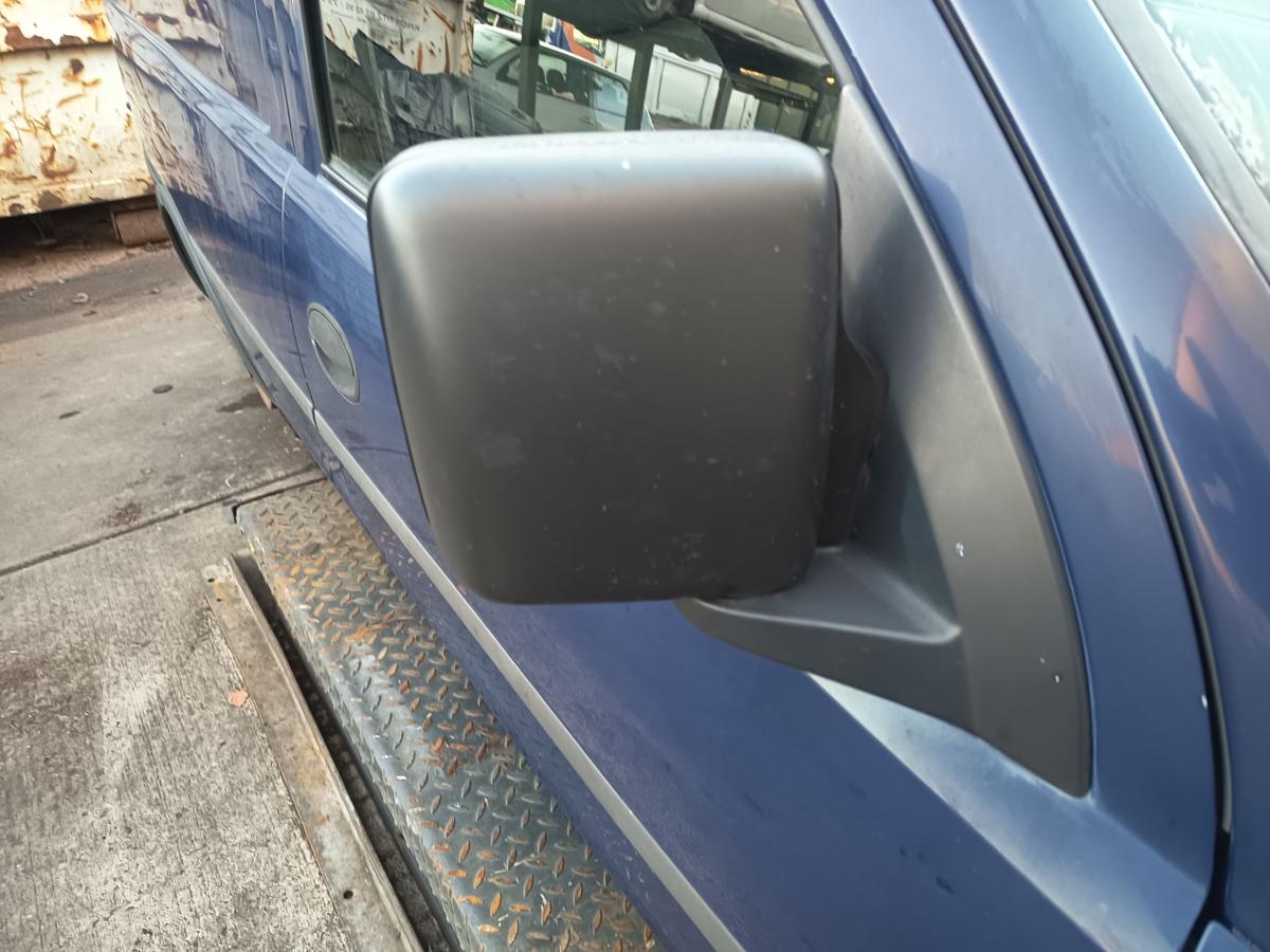 Opel Combo Kastenwagen original Aussenspiegel rechts manuell unlackiert Bj 2002