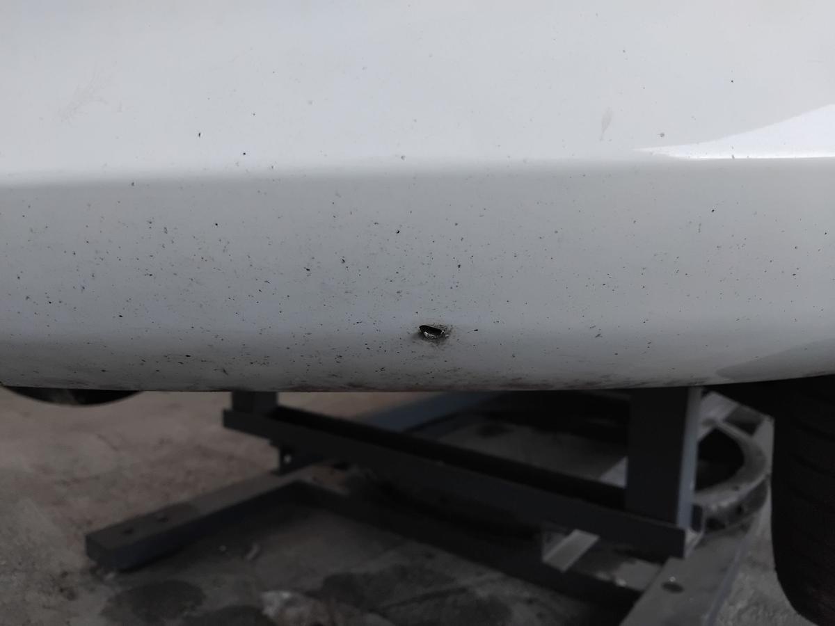 Ford Fiesta JA8 original Stossfänger Stoßstange vorn frostweiß BJ2009