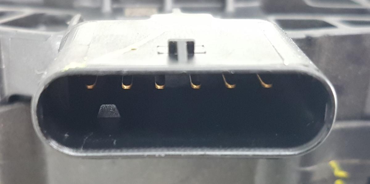 Tesla Model X Gaspedal Gaspedalsensor Bj2022 G2207V0292