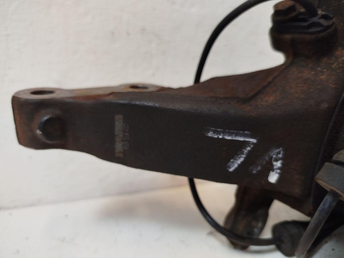 Nissan Micra K14 Achsschenkel vorn links Radlagergeh&auml;use Schwenklager