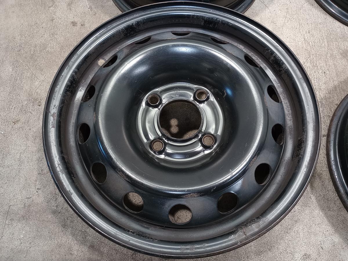 Peugeot 206 original Stahlfelgensatz Stahlfelgen 14 Zoll Bj 2003 Peugeot 206 original Stahlfelgensatz Stahlfelgen 14 Zoll Bj 2003