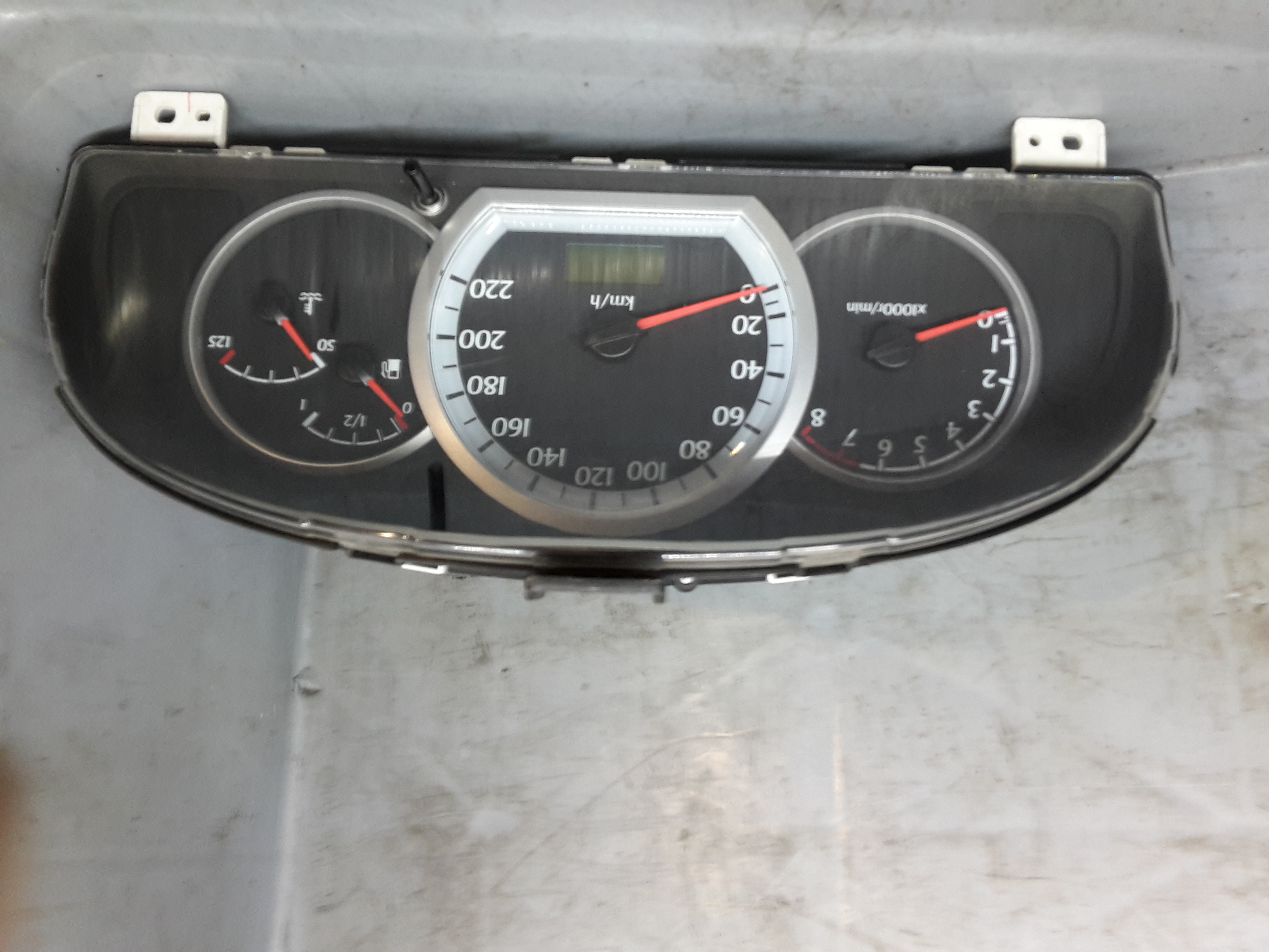 Daewoo Lacetti Schrägheck KLAN Bj. 2004 org. Instrumentenkombination Tachometer