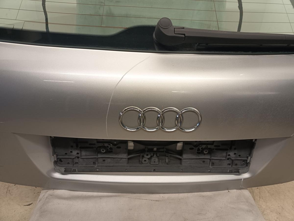 Audi A3 8PA original Heckklappe mit Scheibe Y7W Lichtsilber Bj 2007