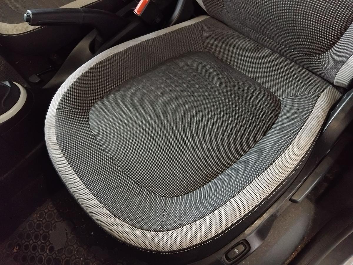 Renault Twingo 3 original Sitz vorn links Fahrersitz Stoff grau beheizt BJ2018