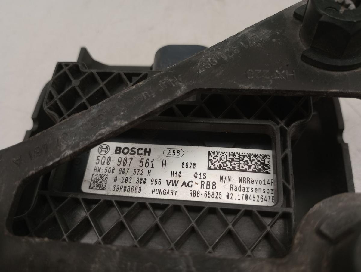 Seat Leon III 5F orig ACC Radar Sensor Abstandsensor Bj 2017