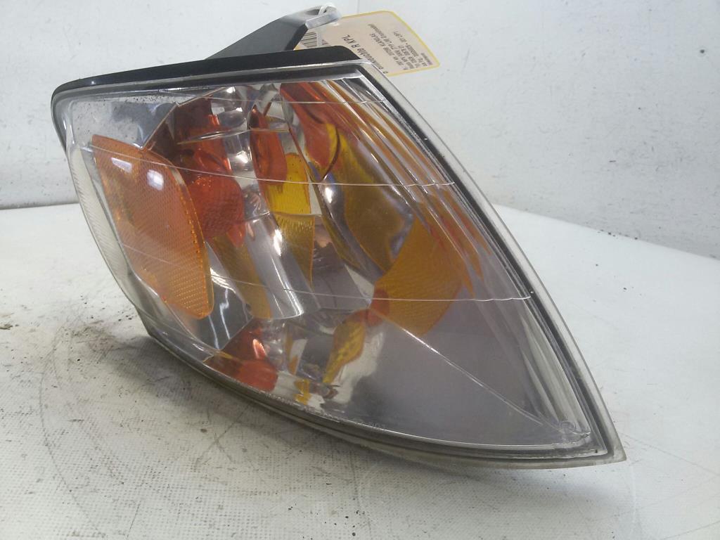 Mazda MPV 2 LW Blinker Blinkleuchte vorn rechts STANLEY BJ2001