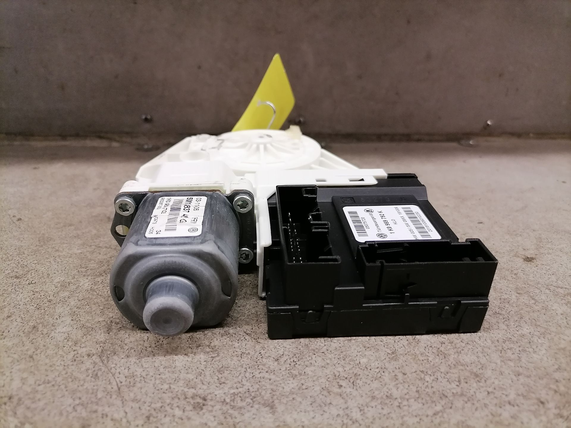 VW Golf Plus Motor Fensterheber vorn rechts 04-08