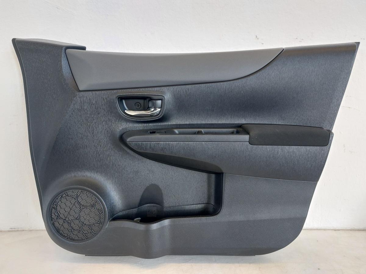 Toyota Yaris XP13 T&uuml;rverkleidung vorn rechts 5-t&uuml;rer Innenverkleidung