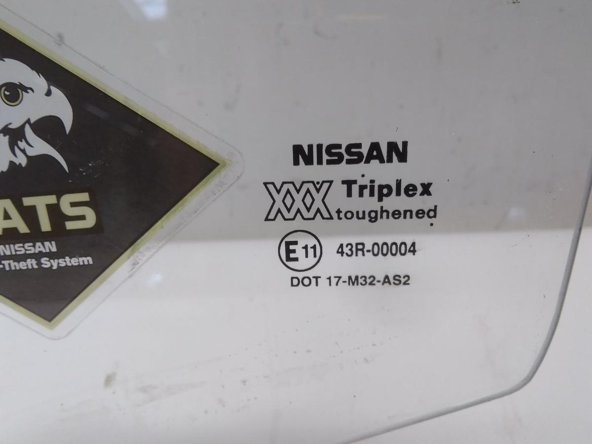 Nissan Micra K11 Türscheibe vorn links 3-Türer Klarglas Bj.1999