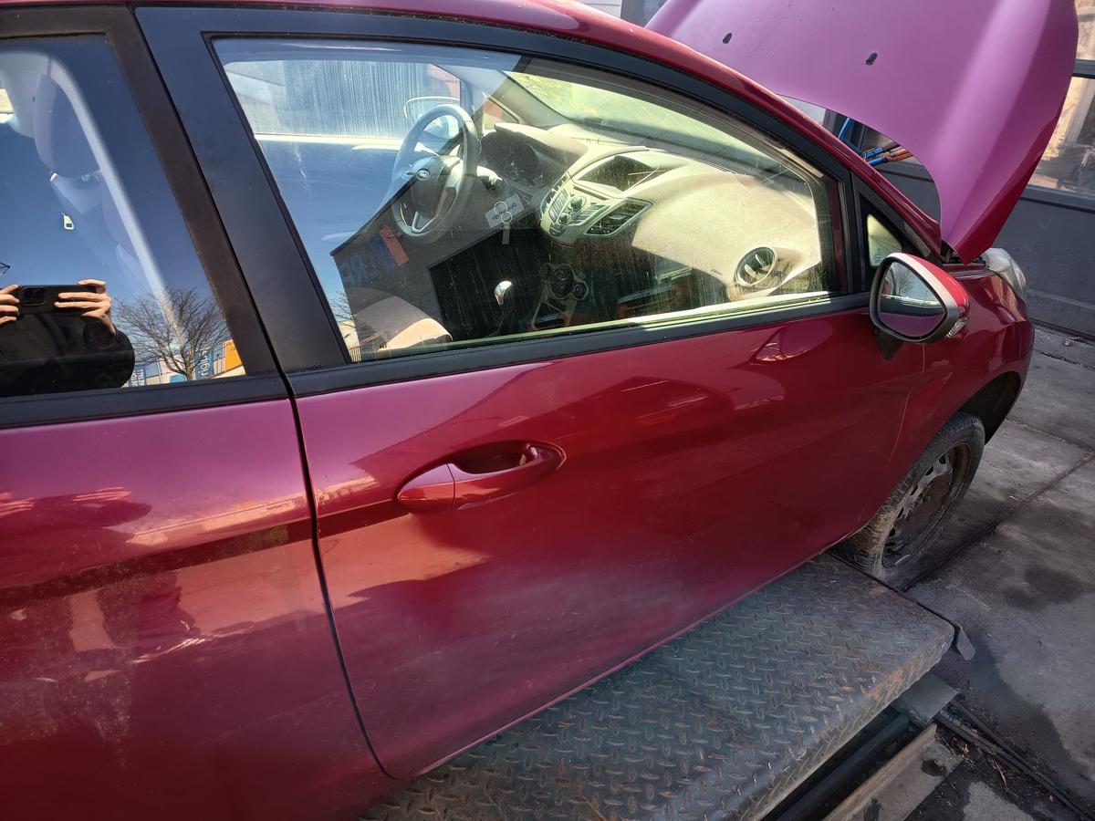Ford Fiesta MK7 original T&uuml;r rechts Hot Magenta vor Facelift Baujahr 2009