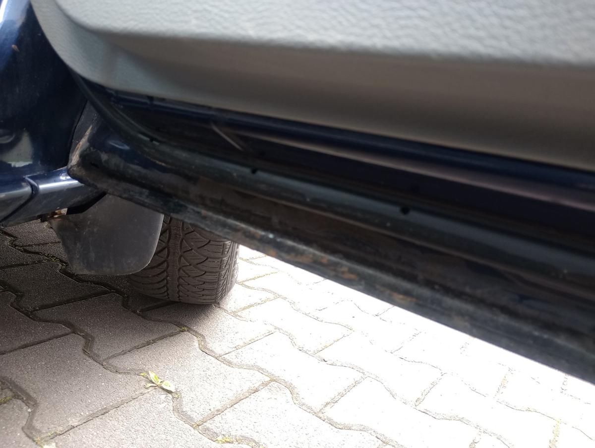 Mazda 2 DY orig Tür vorn rechts Beifahrertür 27R Ozeanblau Bj 2004