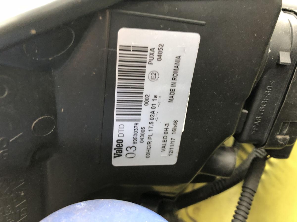 Peugeot 107 Typ P Scheinwerfer rechts Hauptscheinwerfer Halogen Valeo