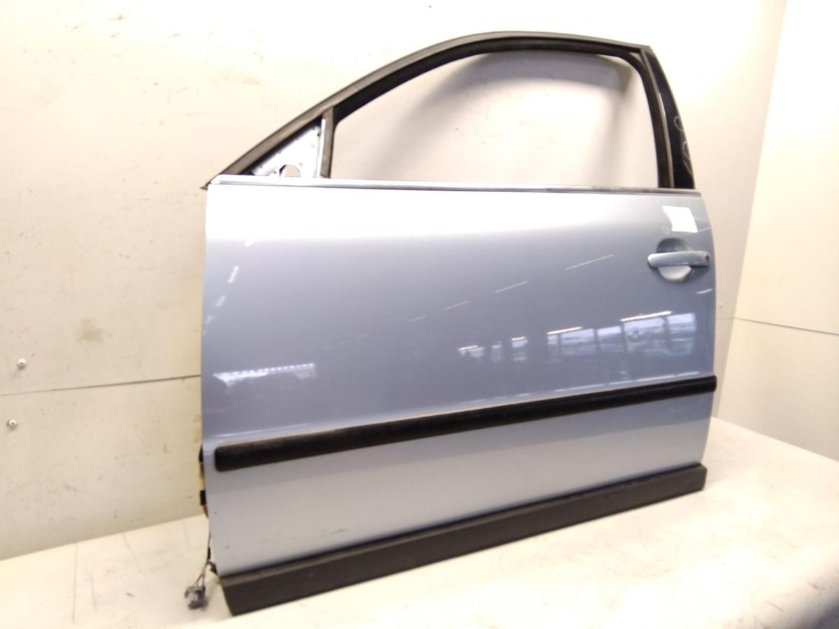 VW Passat 3BG Variant T&uuml;r vorn links Fahrert&uuml;r LB5S Silberblau Metallic BJ2002