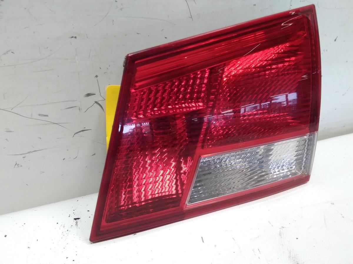 Opel Vectra C Caravan orig R&uuml;ckleuchte Heckleuchte innen rechts BJ2004 24469464