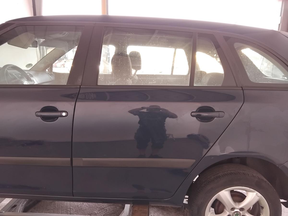 Skoda Fabia 2 5J Kombi Facelift T&uuml;r hinten links pacific blue LF5A BJ2011
