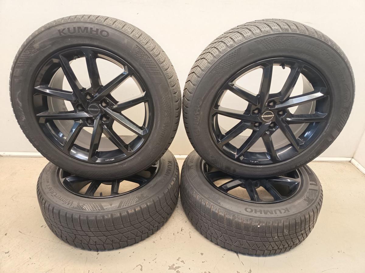 Seat Tarrcao Alufelgensatz Borbet 8x18 ET40 mit Winterreifen 235/55 R18 DOT 1822