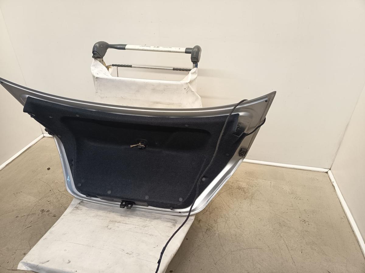 Mercedes W203/C180 Limousine orig Heckklappe Heckdeckel 744 Silber Bj 2003