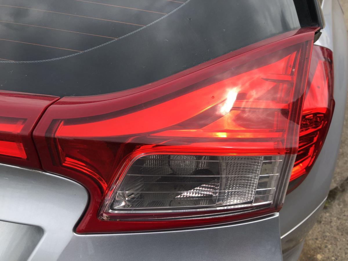 Honda Civic Tourer IX MK9 FK3 Rückleuchte innen rechts Heckklappe Heckleuchte