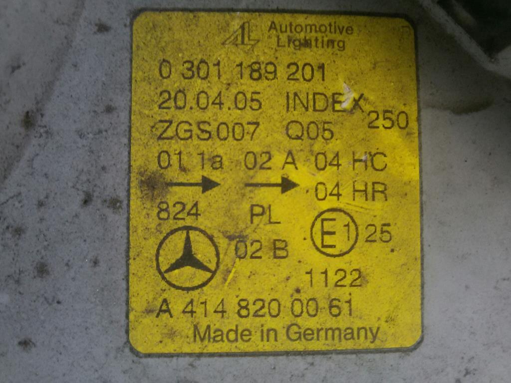 Mercedes Vaneo 414 A4148200061 Scheinwerfer links original BJ2005