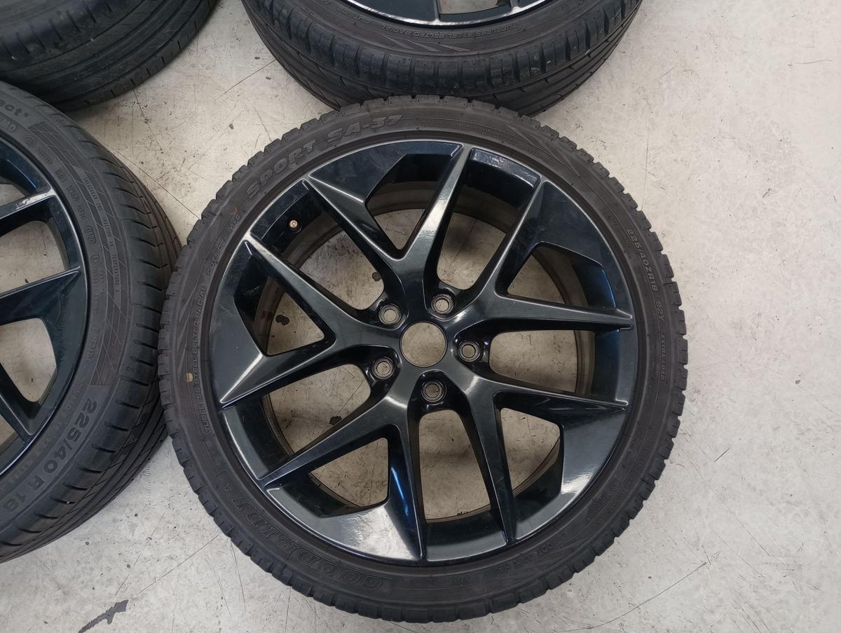 Seat Leon 5F orig Satz Alufelgen 7,5x18 ET 51 5F0601025F Bj 2017