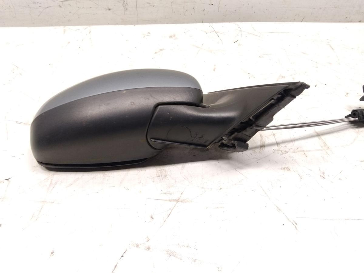 Skoda Fabia 2 5J Facelift orig Au&szlig;enspiegel rechts manuell BJ2013 LF8L Platingrau