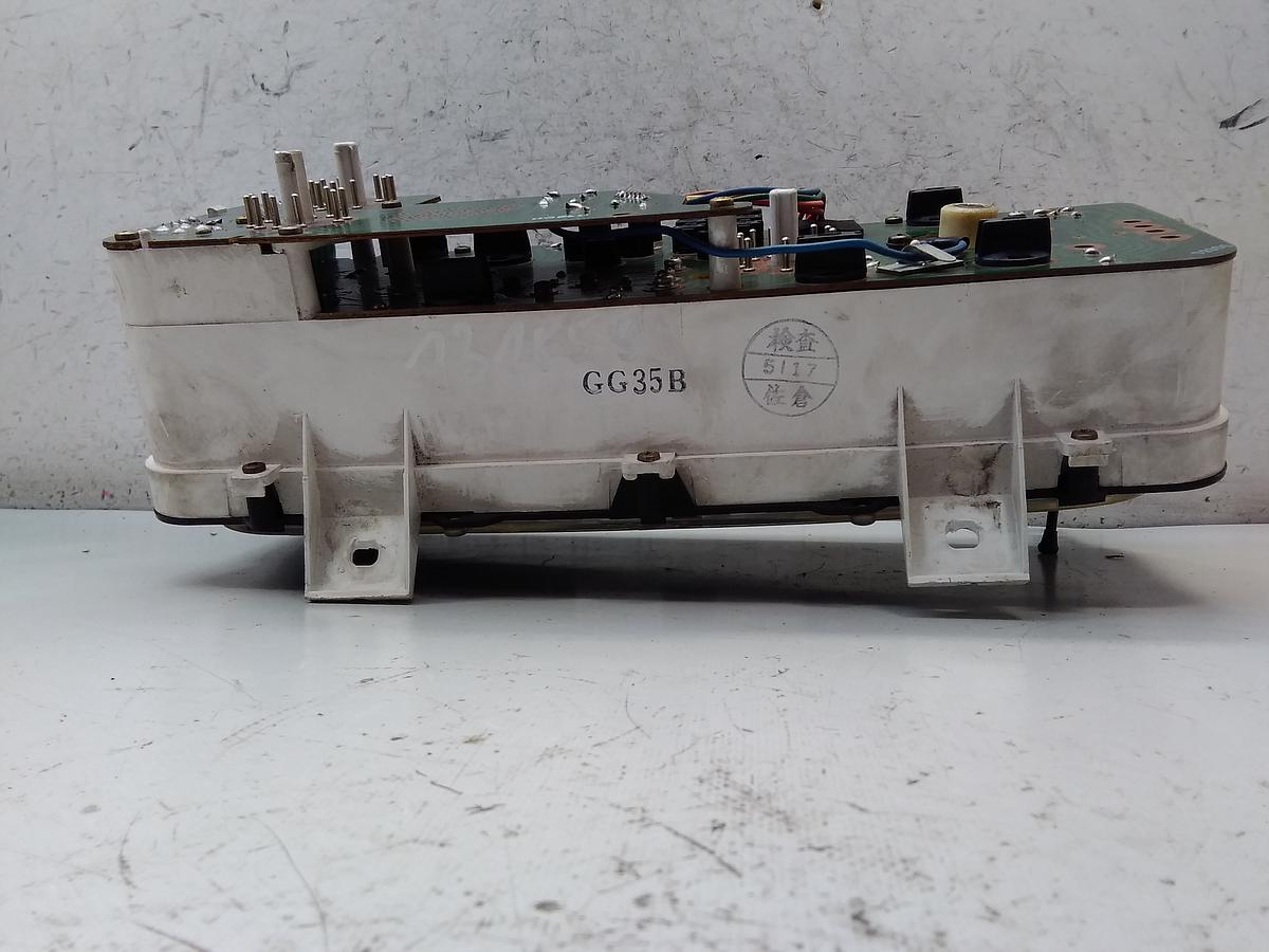 Mazda 626 GC Tacho Kombiinstrument GG35B 2.0 BJ1985