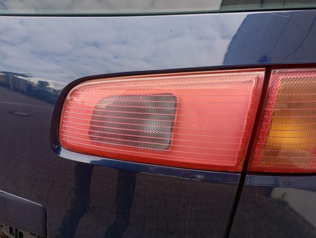 Mazda 2 DY orig Rückleuchte rechts innen Heckleuchte bis Bj 2005