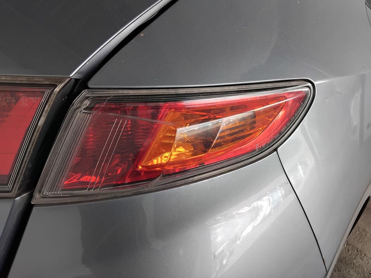 Honda Civic VIII FK original Rückleuchte Heckleuchte rechts aussen Koito BJ2008