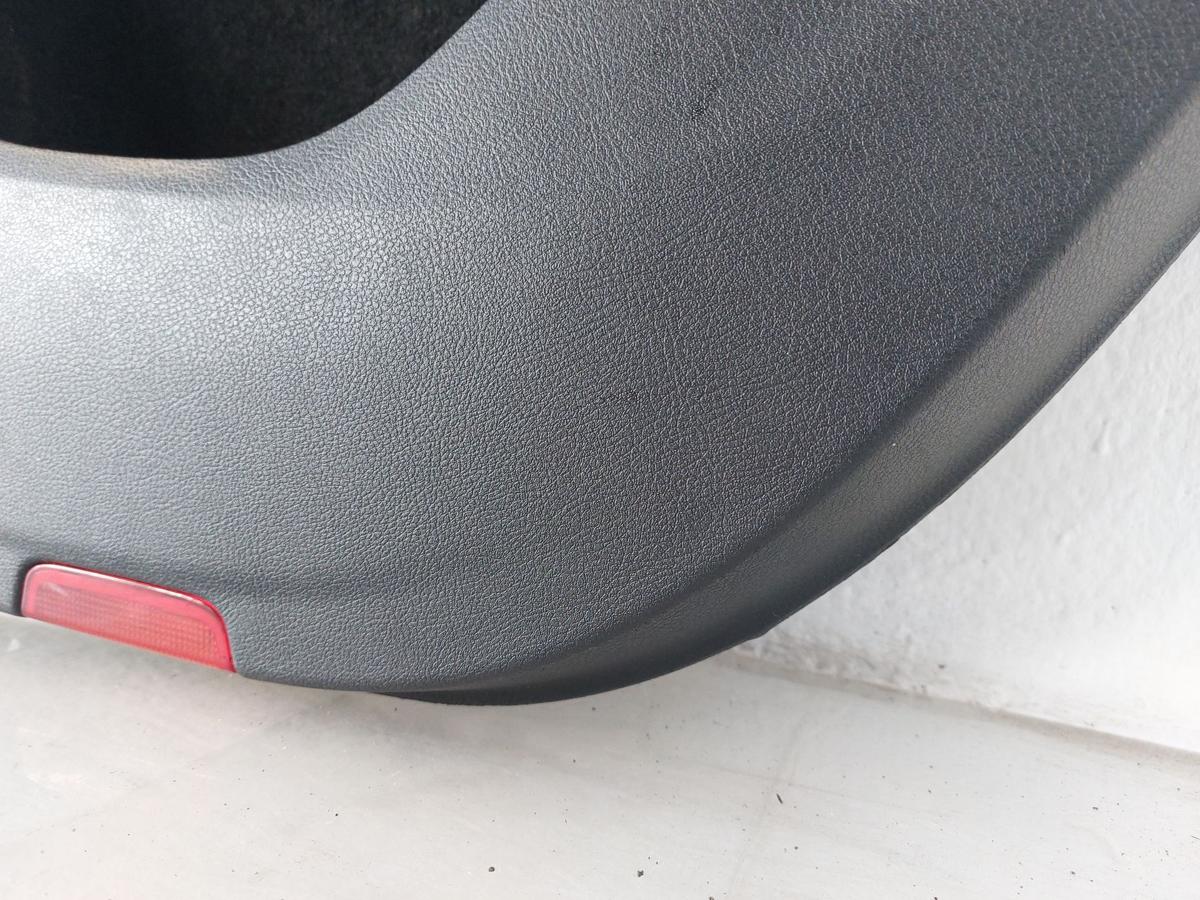 VW Passat 3C B7 Variant T&uuml;reverkleidung vorn rechts Leder schwarz T&uuml;rpappe