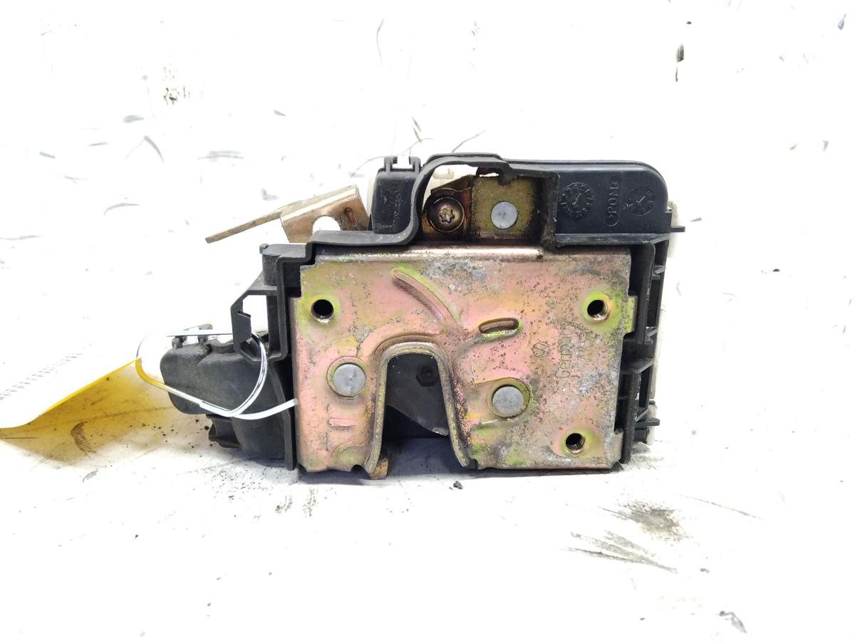 VW Golf 3 Cabrio original T&uuml;rschlo&szlig; vorn rechts mit Zentralverriegelung Bj.2000