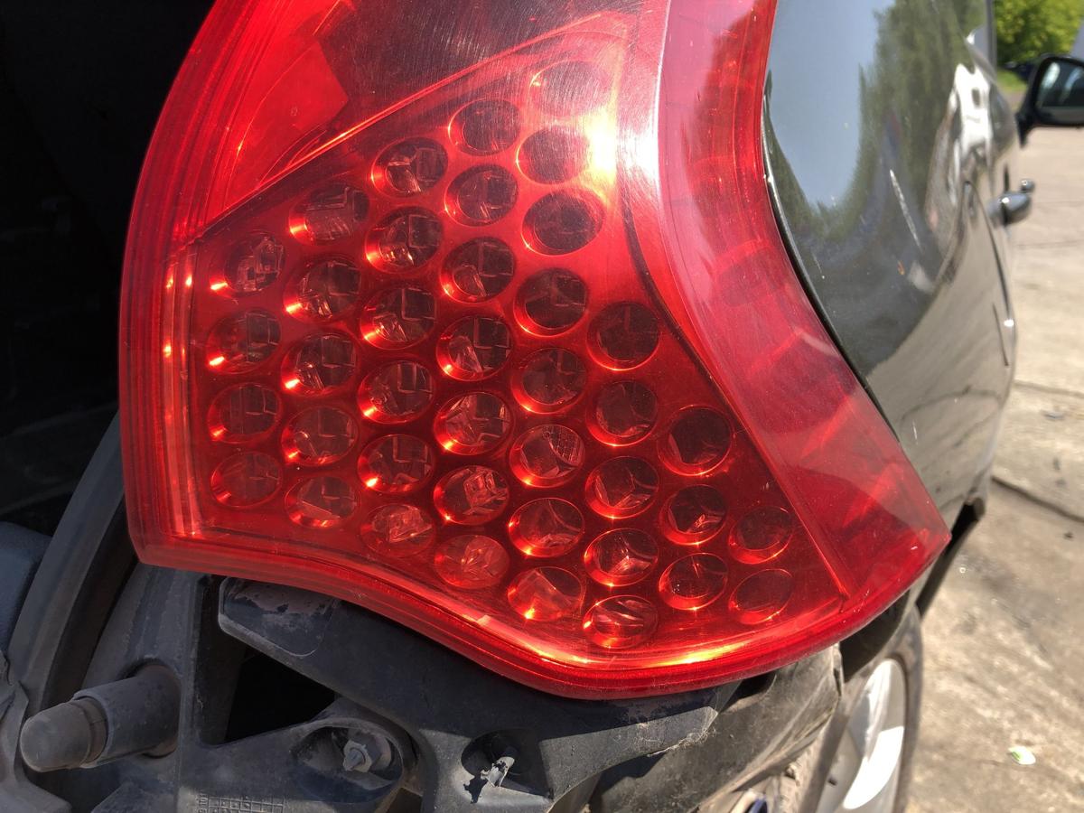 Peugeot 3008 I Typ 0U Rückleuchte außen rechts Rücklicht Heckleuchte